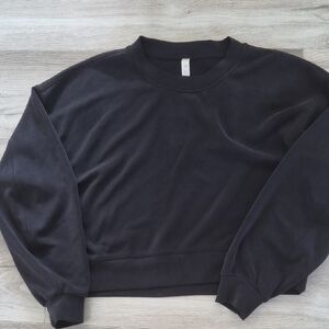 Lululemon Black Soft Extreme Cropped Crewneck Sweatshirt